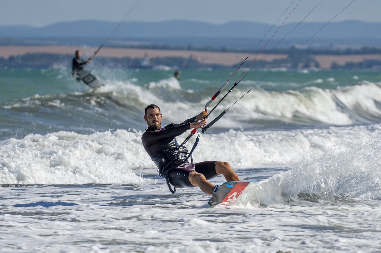 o que é kitesurf